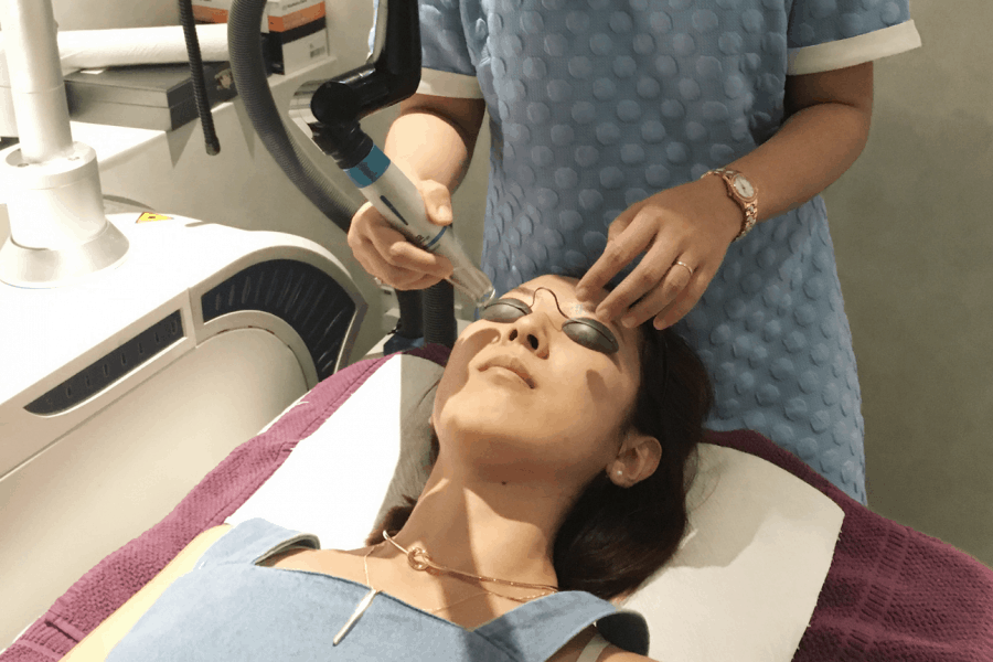 This first laser facial aimed to improve Airin’s dull complexion